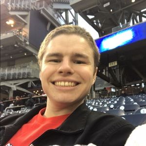 Meet your Posher, Cameron